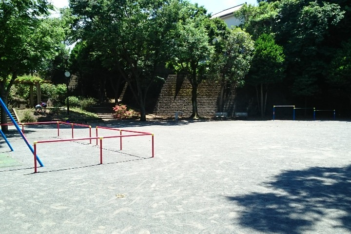ハイマート横浜 公園