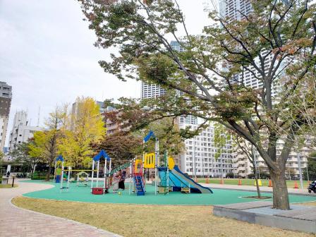 ＴＨＥ　ＴＯＹＯＭＩ　ＴＯＷＥＲ　ＭＡＲＩＮＥ＆ＳＫＹ　ＷＥＳＴ 公園