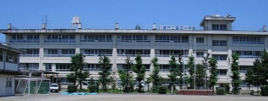 コスモステージ宿河原 中学校