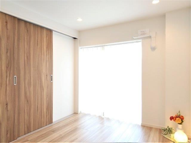 ＤＵＡＲＥＳ　千代田三崎町 同仕様写真（リビング）