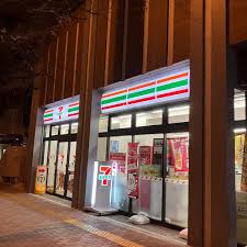 ライオンズマンション文京第２ コンビニ