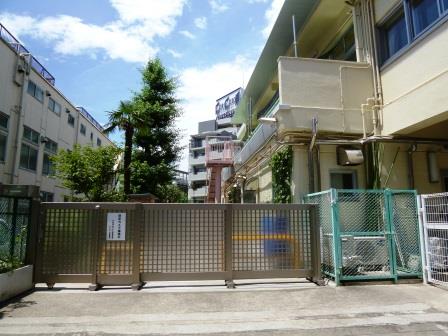 クレッセント用賀 幼稚園