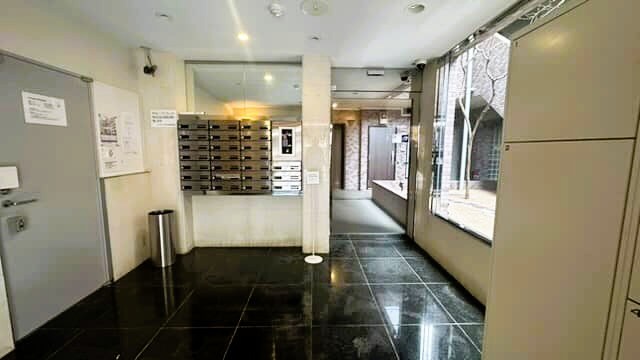 クレッセント池尻大橋 共用部写真（エントランス）