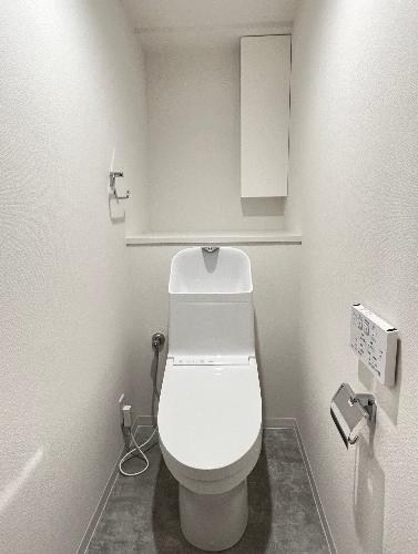 ナイスパークコート鶴見潮田 内観写真（トイレ）