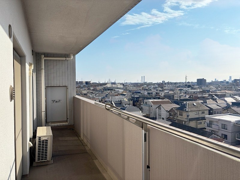 ライオンズヴィアーレ横濱ベイ壱番館 現地写真（バルコニー）