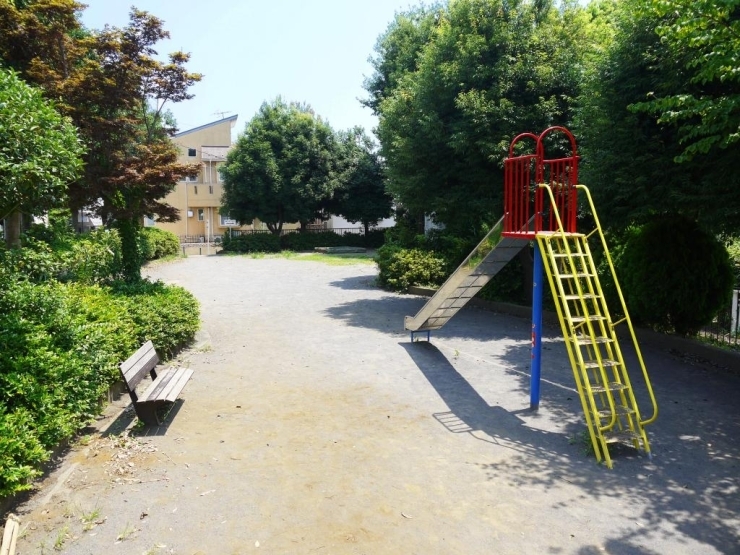 アール・ケープラザ三ツ沢Ⅱ 公園