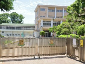 アール・ケープラザ三ツ沢Ⅱ 小学校