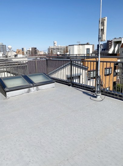 文京区本駒込４丁目　中古戸建　限定1棟 現地写真（バルコニー）
