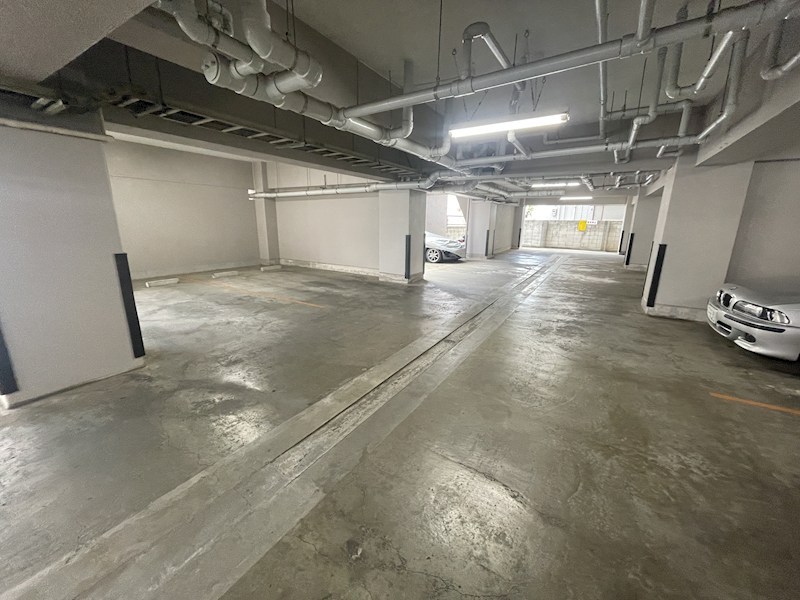 上馬マンション 共用部写真（駐車場）