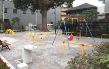 世田谷区八幡山２丁目 中古戸建 全1棟 公園