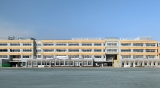 世田谷区八幡山２丁目 中古戸建 全1棟 中学校