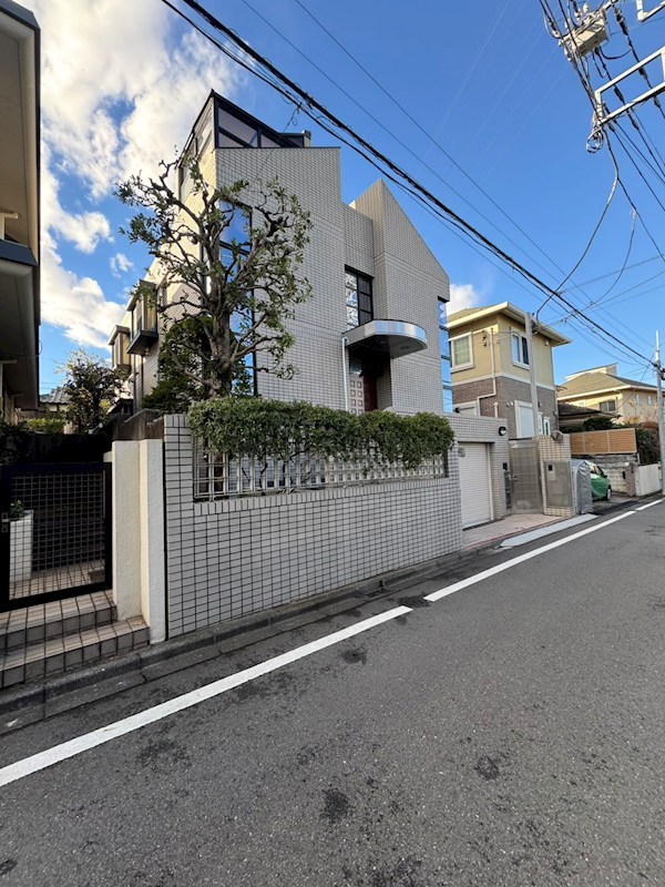 世田谷区中町１丁目 中古戸建 全1棟 現地写真