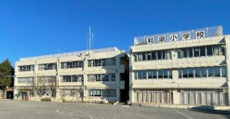 狛江市中和泉５丁目　新築戸建　D号棟    小学校