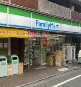 メゾン青葉 コンビニ
