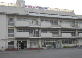 ブランズ横浜 小学校