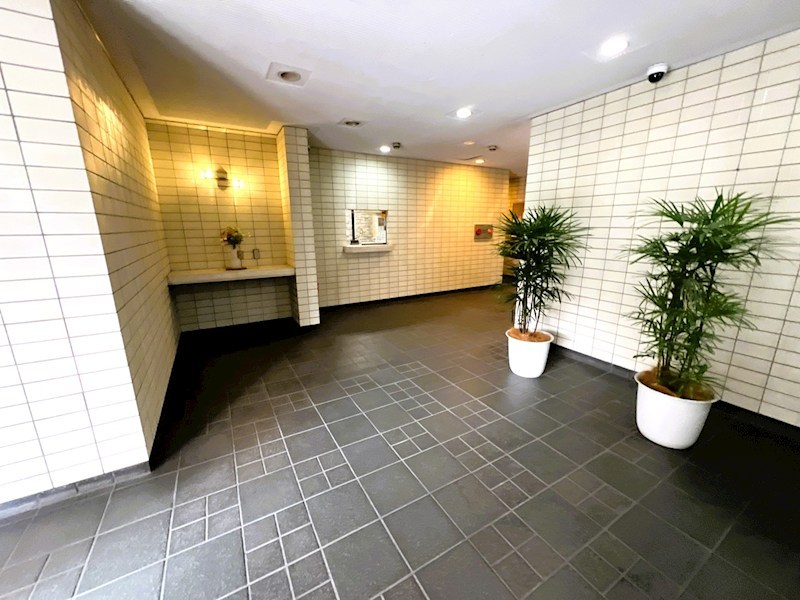 ビューシティ新宿御苑 共用部写真（エントランス）