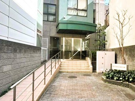 ラ・フォルム池尻大橋 共用部写真（エントランス）