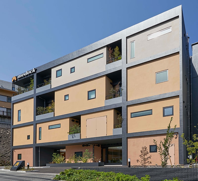 マンション雅叙苑５号館 総合病院