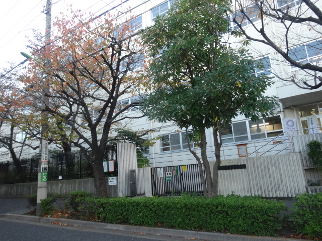 オーベル三軒茶屋ｄＲ 中学校