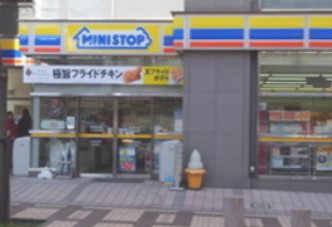 セントレー横浜関内 コンビニ