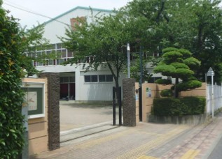 大田区中央５丁目　新築戸建　1号棟 中学校