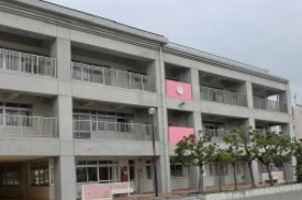 川崎市川崎区桜本２丁目　新築戸建　全1棟 小学校
