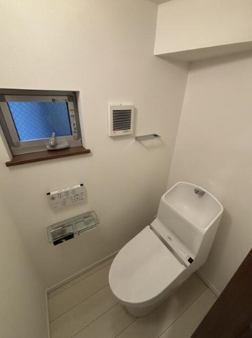 横浜市港北区篠原北１丁目　中古戸建　限定1棟 内観写真（トイレ）