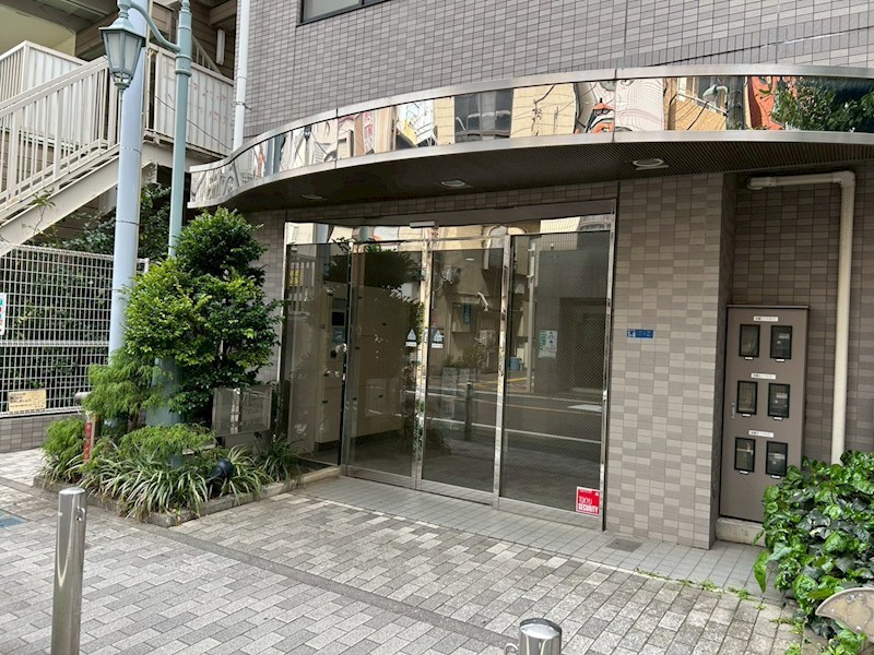 ワールドパレス武蔵小山Ⅱ 共用部写真（エントランス）