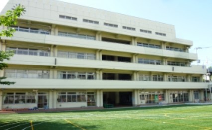 シャトレ市ヶ谷 小学校