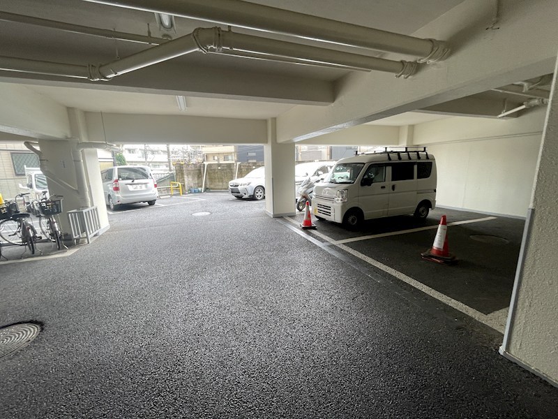 五反田コーポビァネーズ 共用部写真（駐車場）