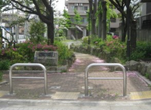 エクセレント笹塚 公園