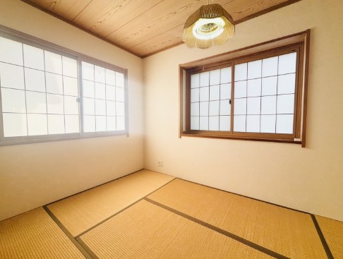 横浜市港北区高田西５丁目　中古戸建　限定1棟 内観写真（リビング以外の居室）