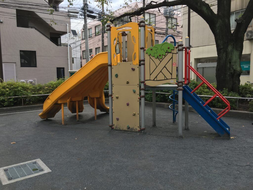 ダイアパレス高田馬場 公園