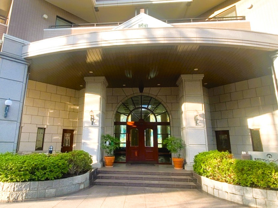 朝日マンション駒場 共用部写真（エントランス）