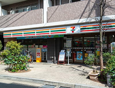 朝日マンション駒場 コンビニ