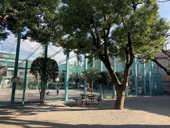 ワールドパレス不動前 公園