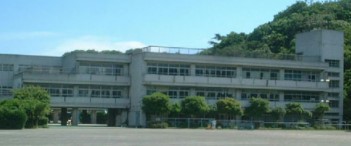 横濱山手テラス弐番館 小学校
