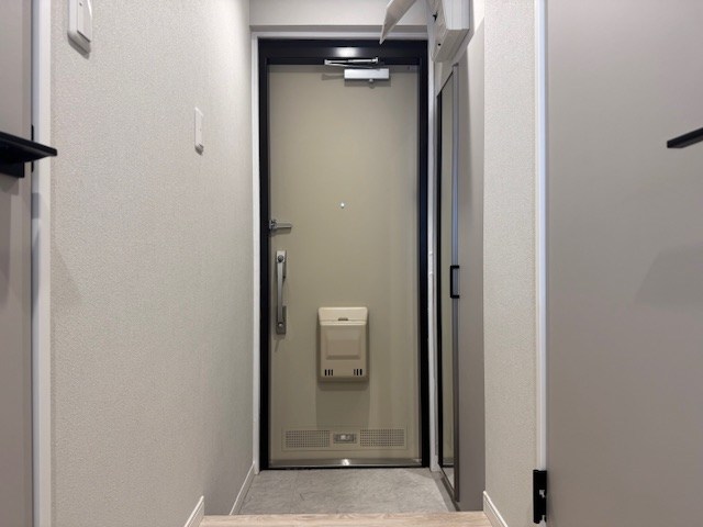用賀コーポラス 現地写真（玄関）