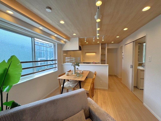 シャンボール尾山台 内観写真（リビング）