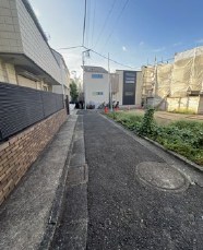 目黒区中目黒４丁目　借地権付き売地　限定1区画 現地写真（前面道路含む現地写真）