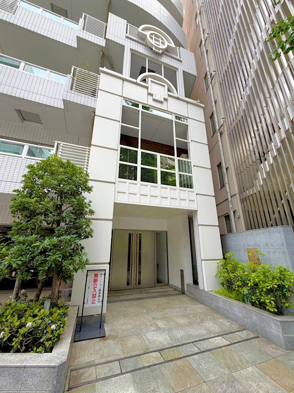 ピアース東京インプレイス 共用部写真（エントランス）
