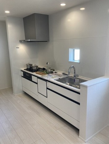 豊島区千早４丁目　新築戸建　全1棟 内観写真（キッチン）
