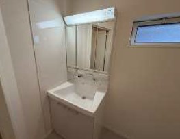 中野区鷺宮４丁目　中古戸建　限定1棟 内観写真（洗面台・洗面所）