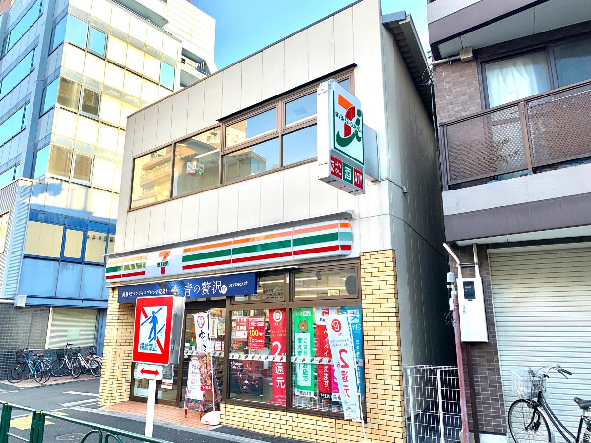 セントラルレジデンス新宿シティタワー コンビニ