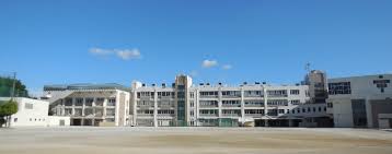 新多摩川ハイム２号棟 中学校