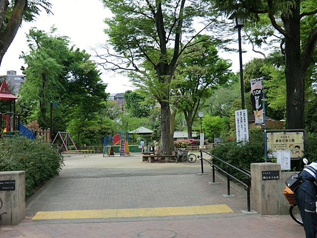 目黒青葉台グランドハイツ 公園