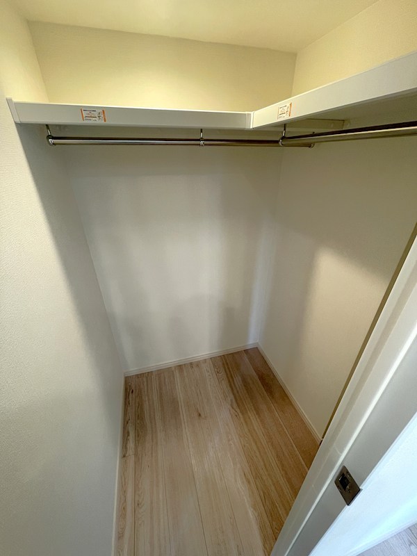 朝日マンション白金通り 内観写真（収納）