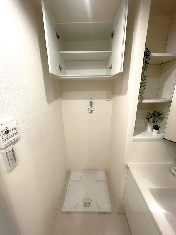 ダイナシティ三宿 内観写真（洗面台・洗面所）
