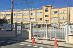 リビオ中野坂上パークフロント 小学校