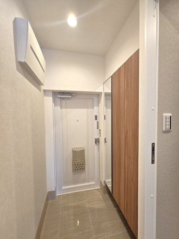築地スカイレジテル 現地写真（玄関）